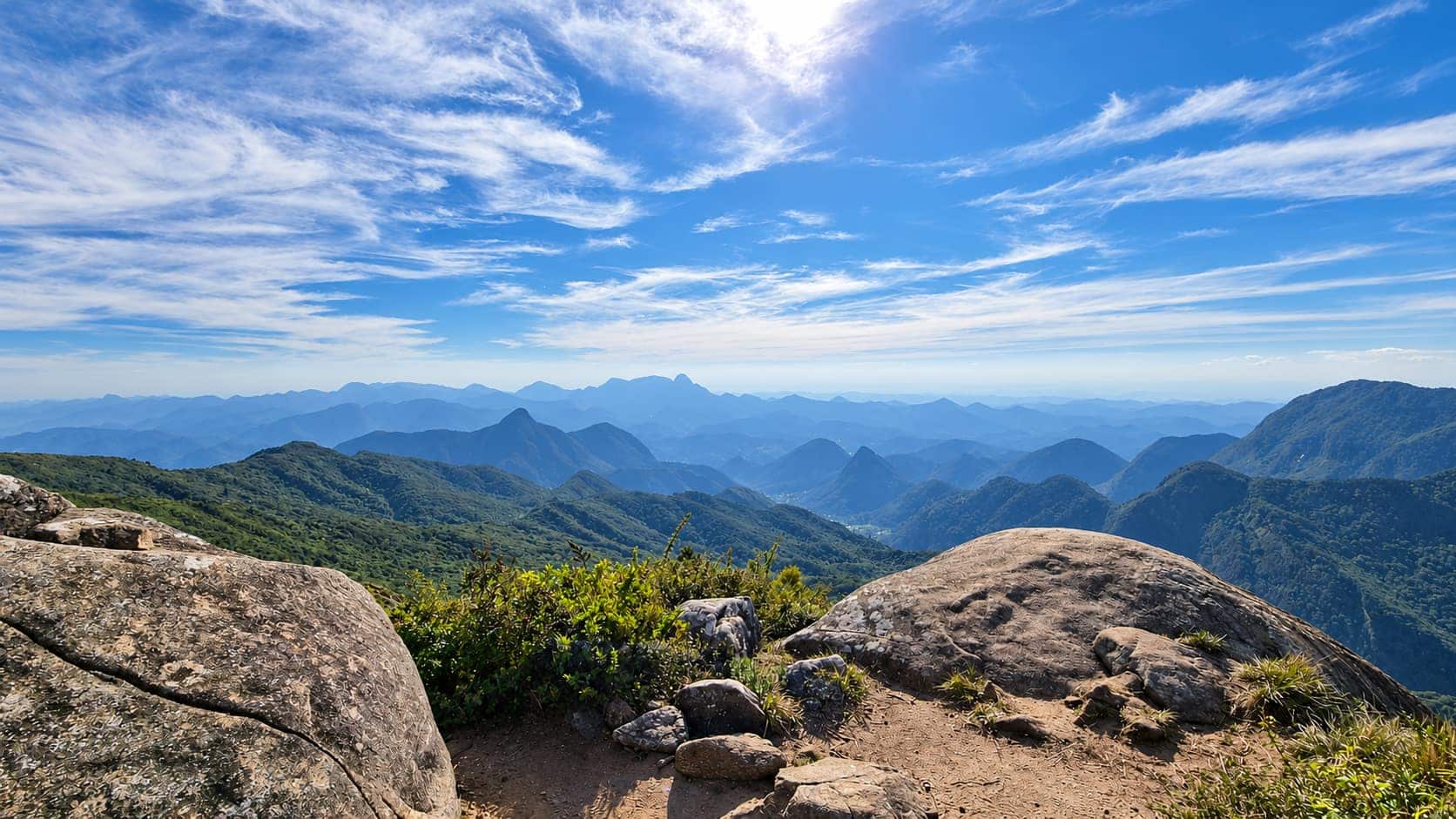 Paisagem da Insanity Mountain Serra dos Órgãos 30K Travessia 2026